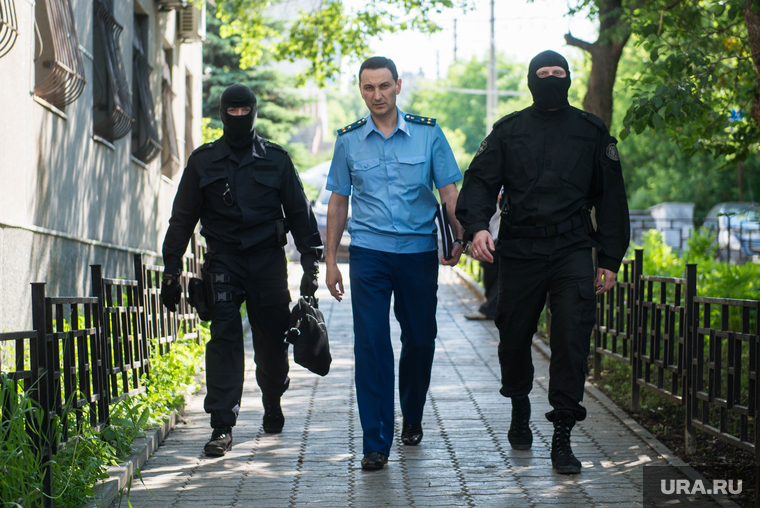Перед судебным заседанием по Лошагину. Екатеринбург, охрана, конвой, оздоев микаэль