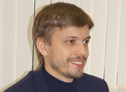 «Лобва — это жемчужина, которая получит в качестве инвестора мировых лидеров...» http://s.ura.ru/images/news/upload/news/272/782/1052272782/136169_Otkritaya_litsenziya_17_06_2015_Dmitriy_Popov__popov_dmitriy_250x0_930.678.11.76.jpg